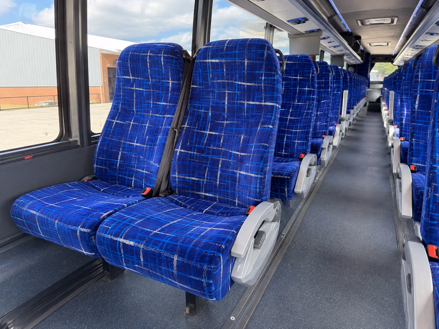 compare prom buses for harlingen high school and harlingen south high school