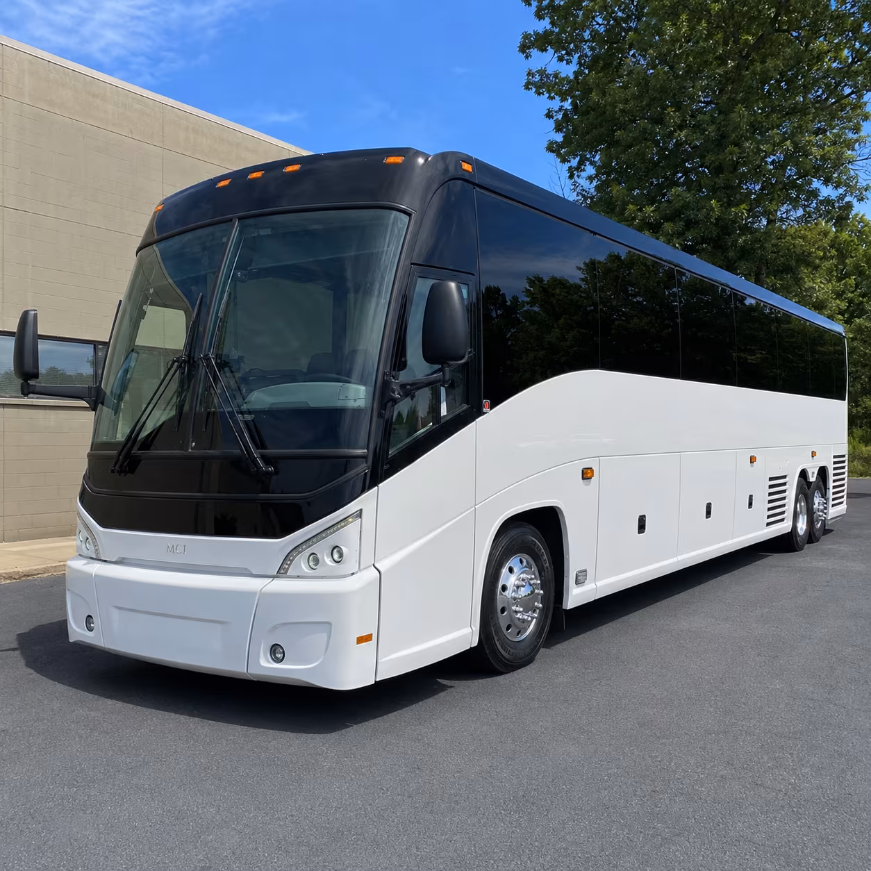 daily commuter shuttles along expressway 83 and us 77
