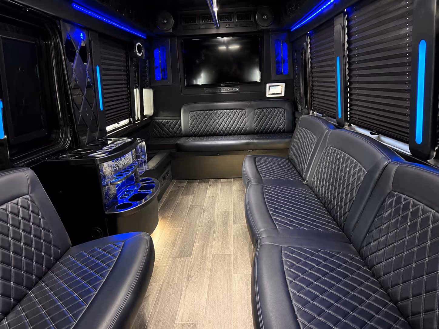 quincea 241 era sweet 16 party bus rental