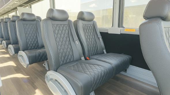 harlingen 15 passenger minibus rental