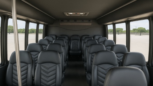 harlingen 30 passenger minibus rental